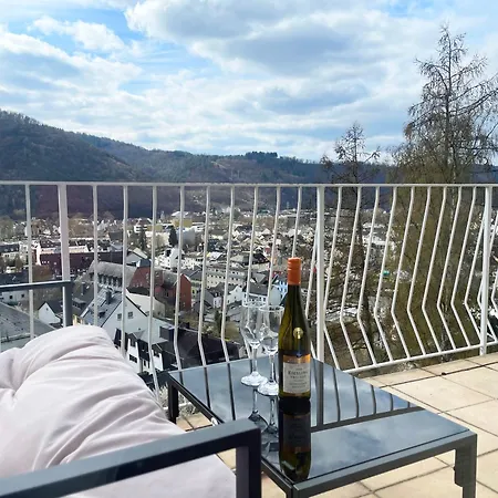 Lahnblick Und Stadtblick Mit Balkon