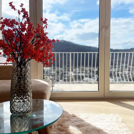 Lahnblick Und Stadtblick Mit Balkon *