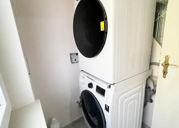 Lahnblick Und Stadtblick Mit Balkon דירה *